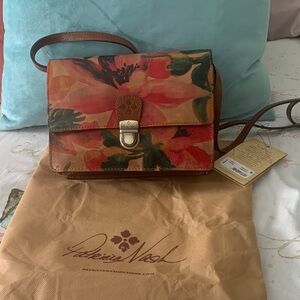 NEW Patricia Nash Red and Green Floral Crossbody Bag w/dustbag